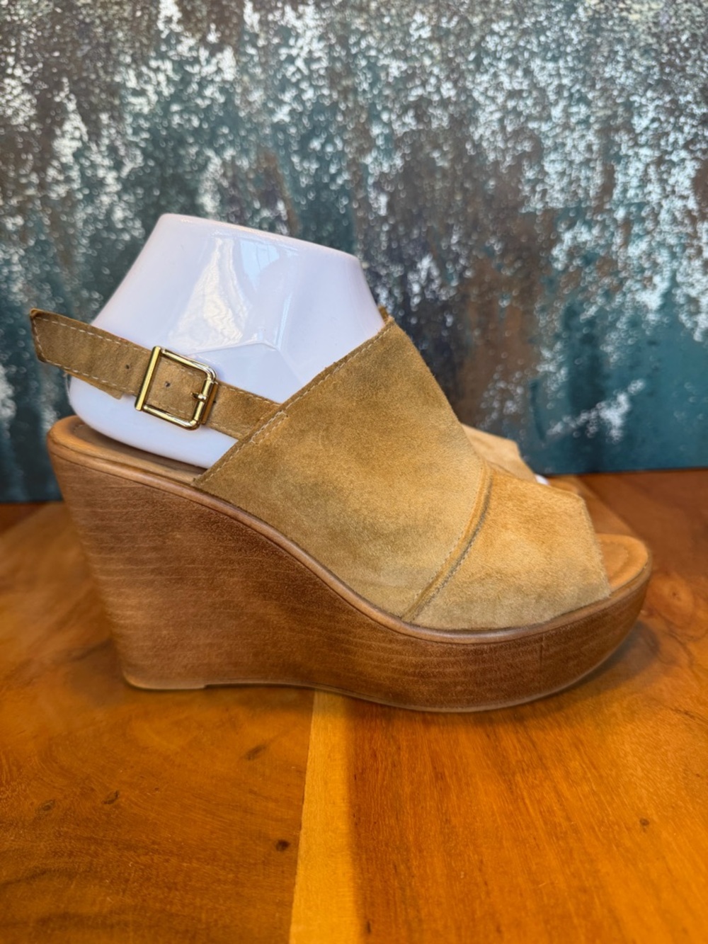 Mila Paoli Boho Italian Tan Suede Wedge Sandals Slingback 2010’s (GUC) - Picture 5 of 13